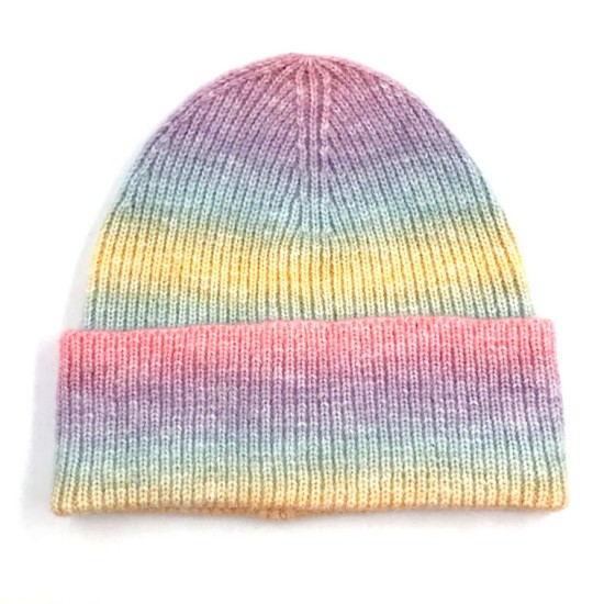 Knitted Cap With Bold Line Gradient Color Knitted Cap With Bold Line Gradient Color